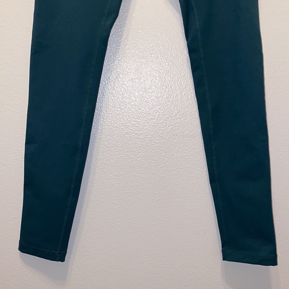 Green Zella Live In High Waist Leggings - Picture 8 of 8